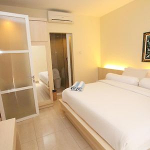 One-Bedroom Separate Building Apartment
